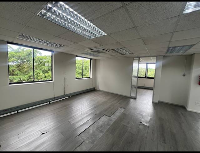 190M² OFFICE TO LET IN UMHLANGA RIDGE